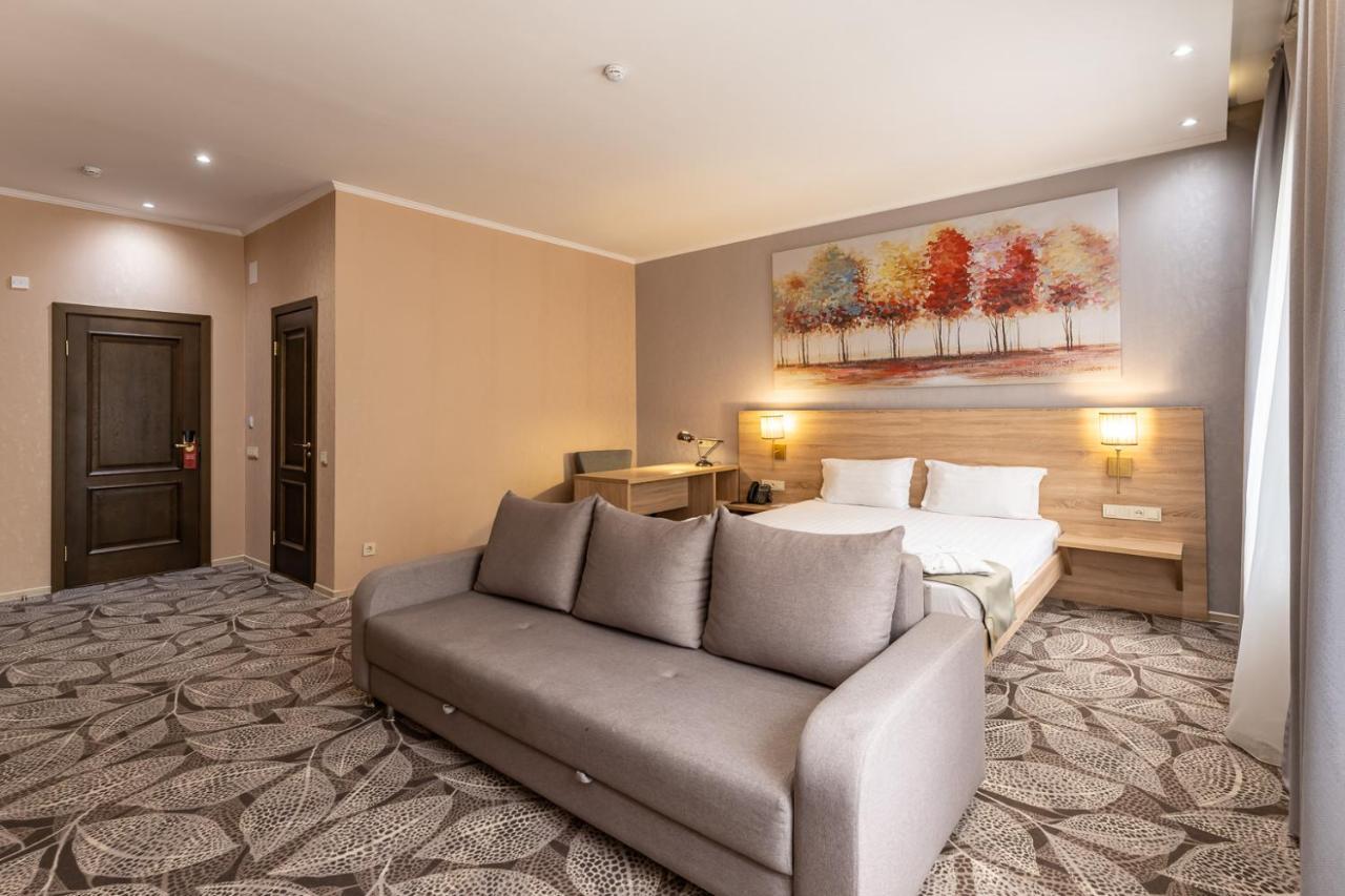 Renion Park Hotel อัลมาตี ภายนอก รูปภาพ