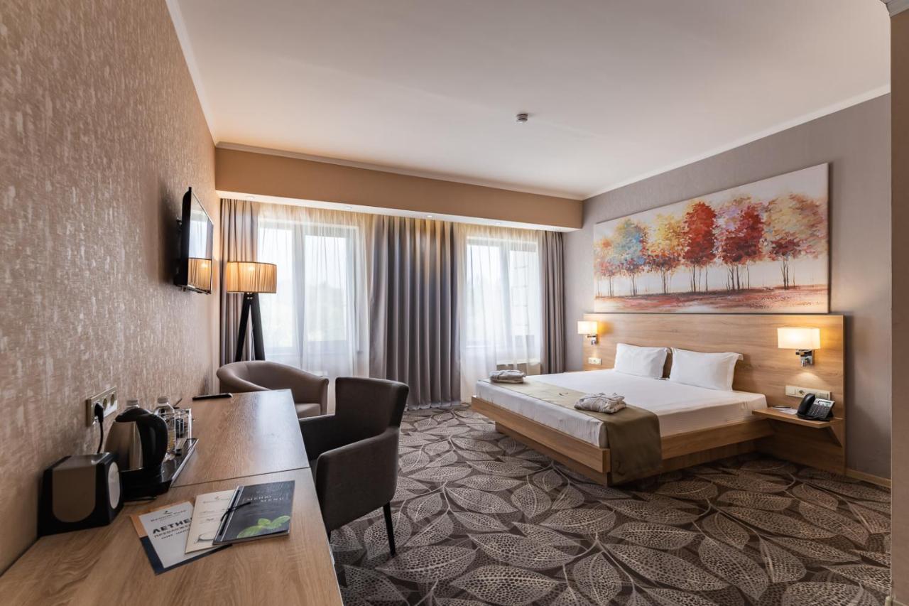 Renion Park Hotel อัลมาตี ภายนอก รูปภาพ