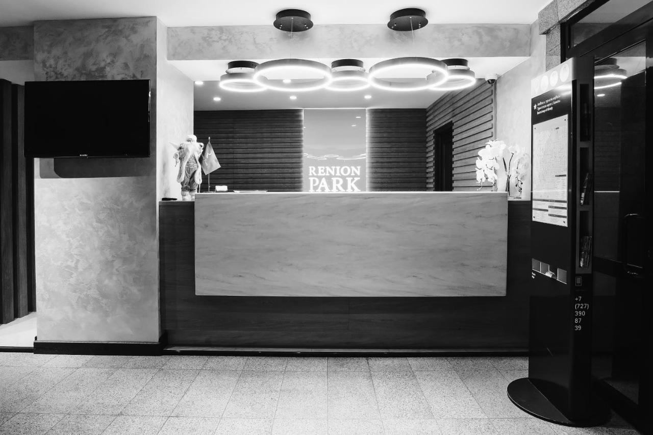Renion Park Hotel อัลมาตี ภายนอก รูปภาพ